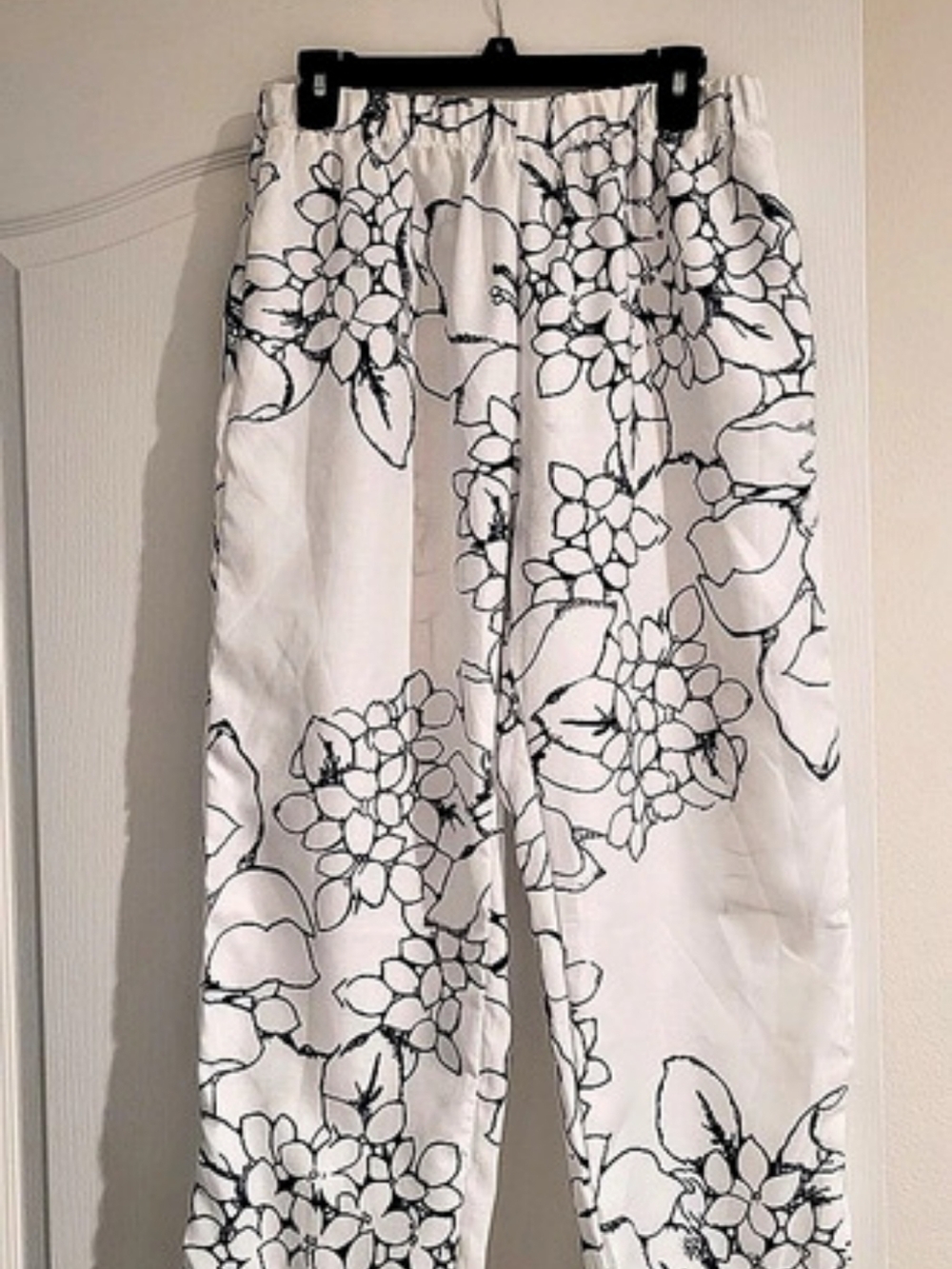 Floral Pants in White & Black, No Tags, Homemade, Feels, Looks Like Shiny Linen